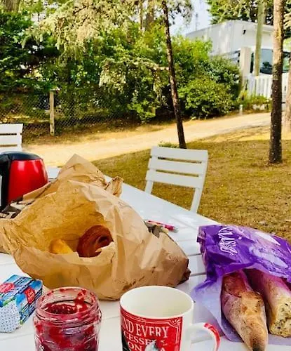 La Raboliere Quartier Lajarrige A Ла-Боль-Эскублак